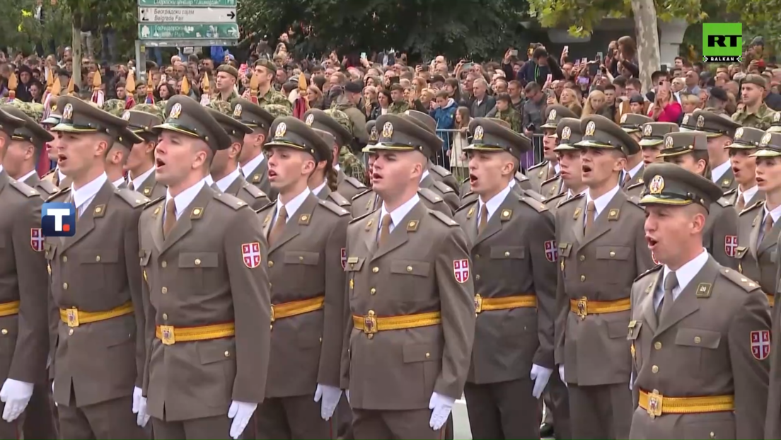 Бацањем шапки завршена промоција најмлађих официра Војске Србије (ВИДЕО)