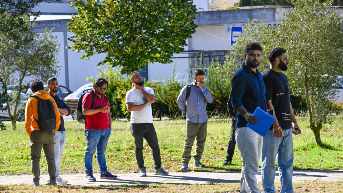 Britanija hoće da se reši migranata: Starmer zainteresovan za sporazum sa Albanijom?