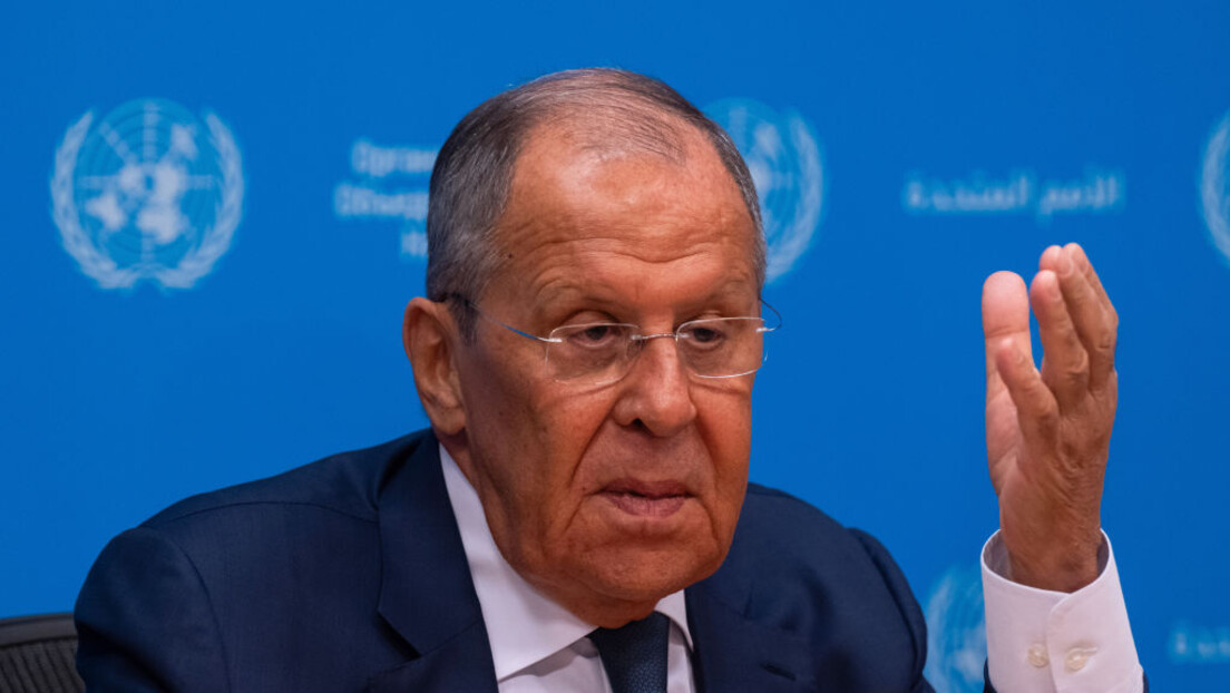 Lavrov: Govoriti o crvenom (nuklearnom) dugmetu je neprikladno