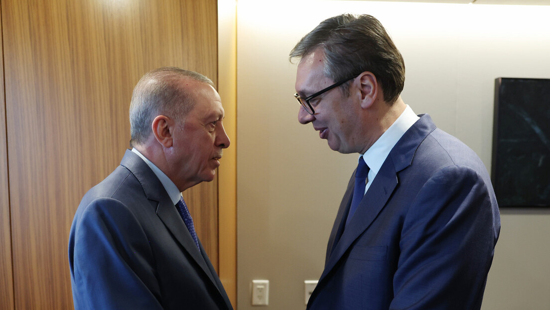 Njujork: Vučić sa Erdoganom o bilateralnim temama i globalnim bezbednosnim izazovima