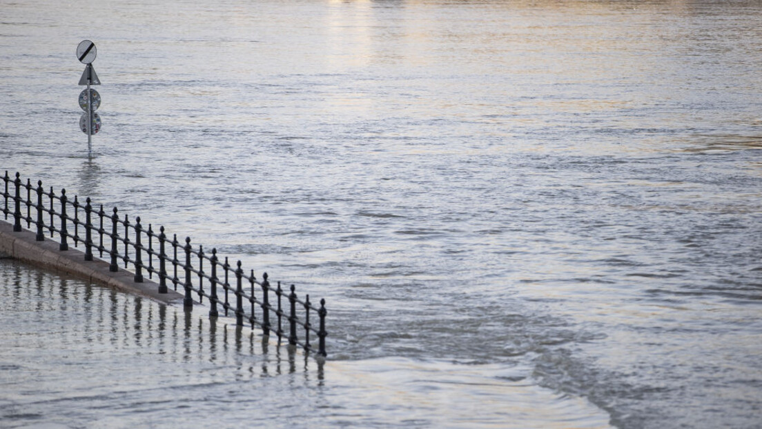 Врх воденог таласа ноћас стигао у Хрватску: Водостај нижи од очекиваног