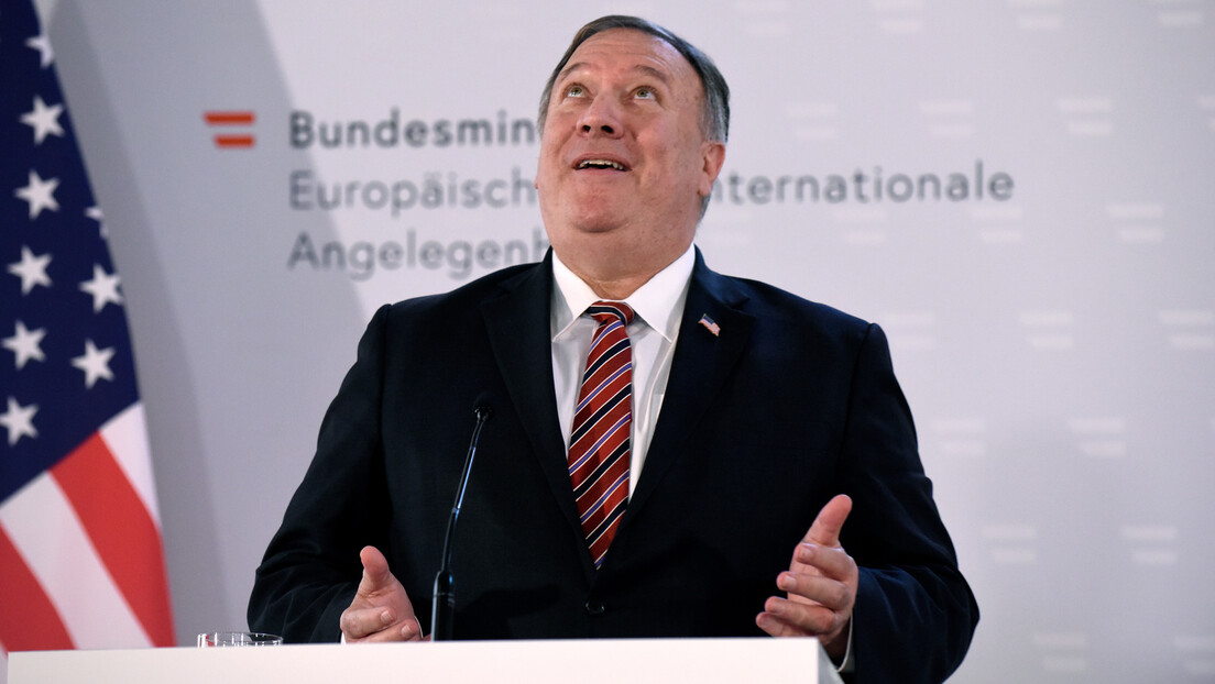 Nova žrtva ruskih prankera Majk Pompeo: Kijev mora da dobije dozvolu za udar na Rusiju