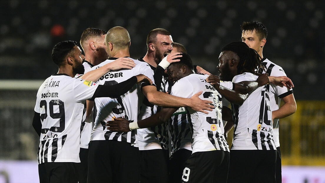 Partizan u Novom Pazaru pred praznim tribinama - Superliga kažnjava zbog navijača