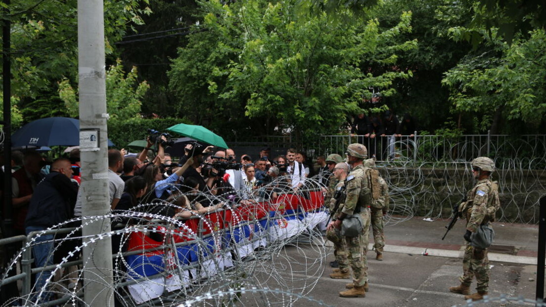 Nemaju pravo ni na protest: Srbin mora u zatvor i da plati 10.000 evra kazne za događaje na severu