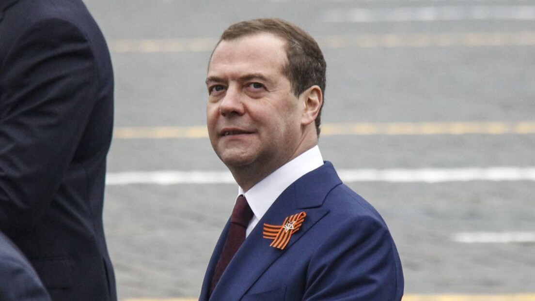 Medvedev objavio snimak hipersonične balističke rakete: Šta ste tražili, to ste dobili (VIDEO)