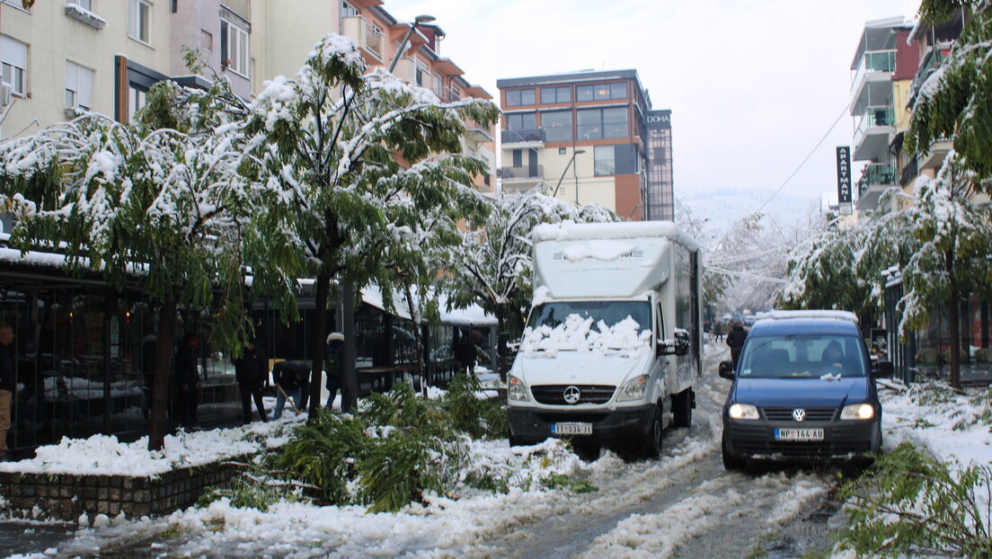 Upaljen žuti i narandžasti meteo-alarm: Stiže nova tura snega, temperatura u padu