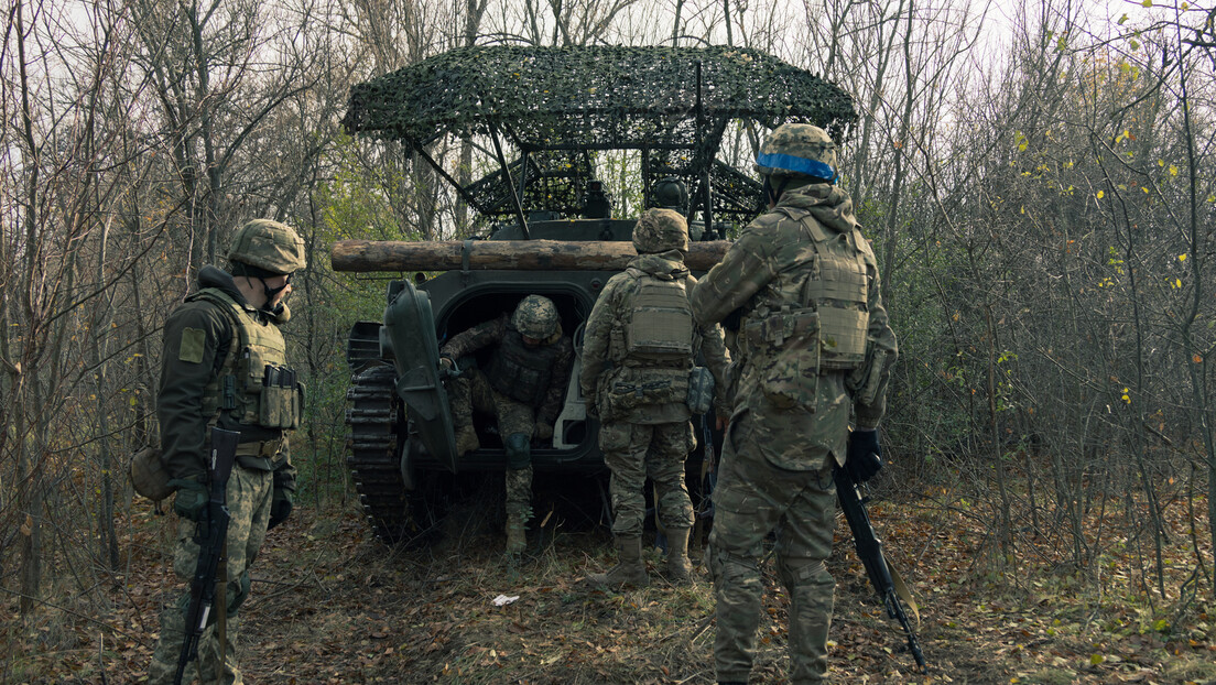 "Волстрит џорнал": Руске трупе нападају и дању и ноћу, Украјинци губе територију у Курској области