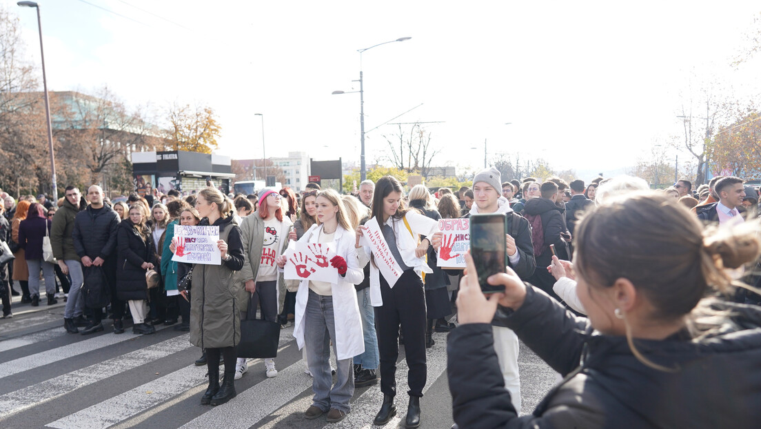 Blokade ulica u više gradova zbog tragedije u Novom Sadu, protestuju i studenti