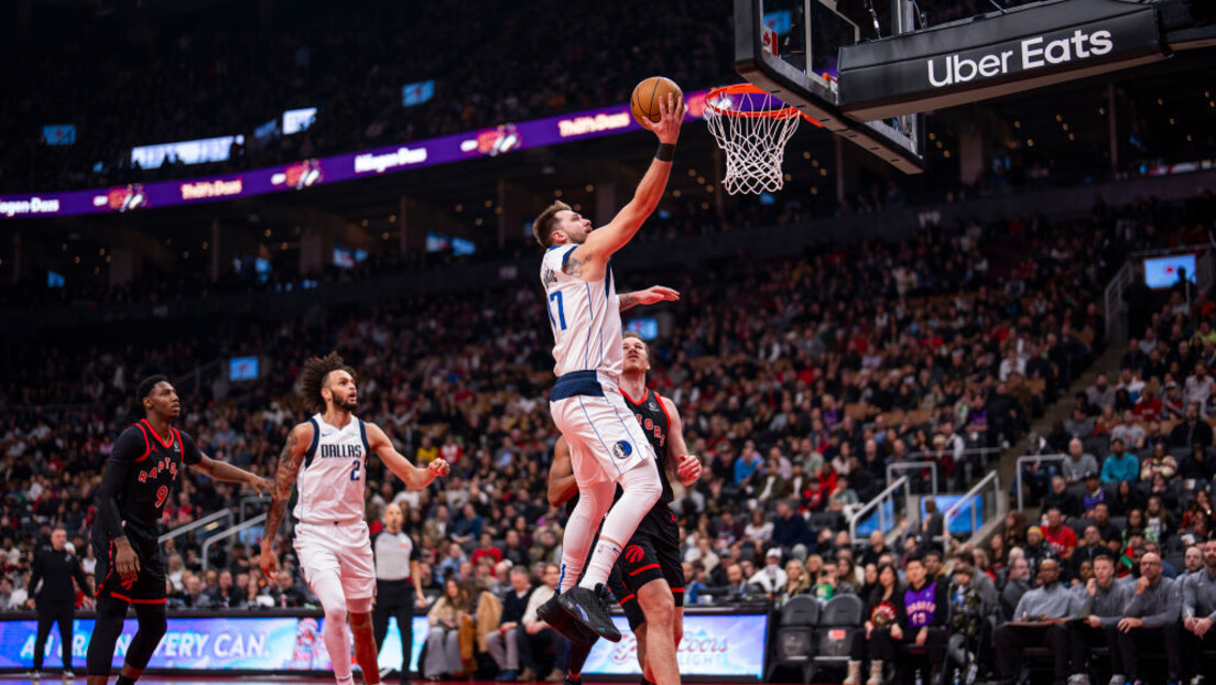 Dončićev tripl-dabl u pobedi nad Torontom, Jović bez minuta u pobedi Majamija