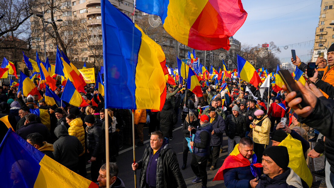 Протест у Румунији: Присталице опозиције траже други круг председничких избора (ВИДЕО)