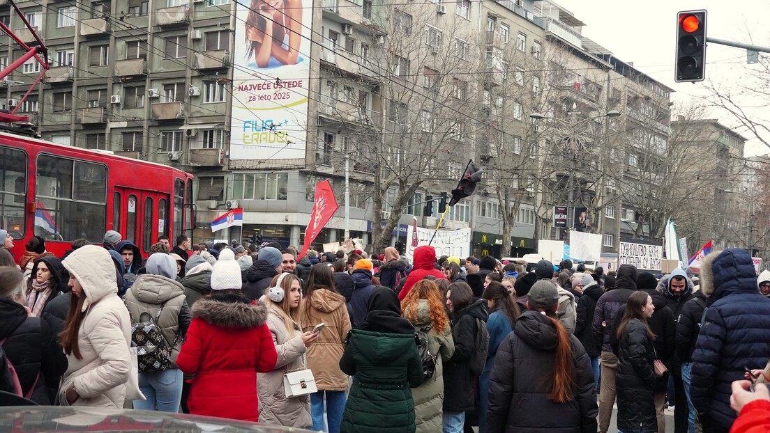 Tužilaštvo traži pritvor za vozača koji je na protestu u Ruzveltovoj udario devojku