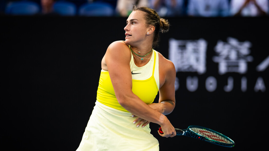 Sabalenka još ne da krunu – mučila se s Ruskinjom, pa izborila polufinale u Melburnu