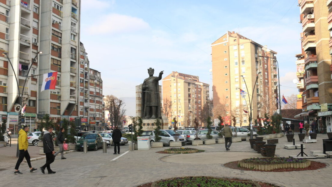 Zamenik komandanta NATO-a u Napulju sa Barduanijem posetio Kosovsku Mitrovicu i Visoke Dečane