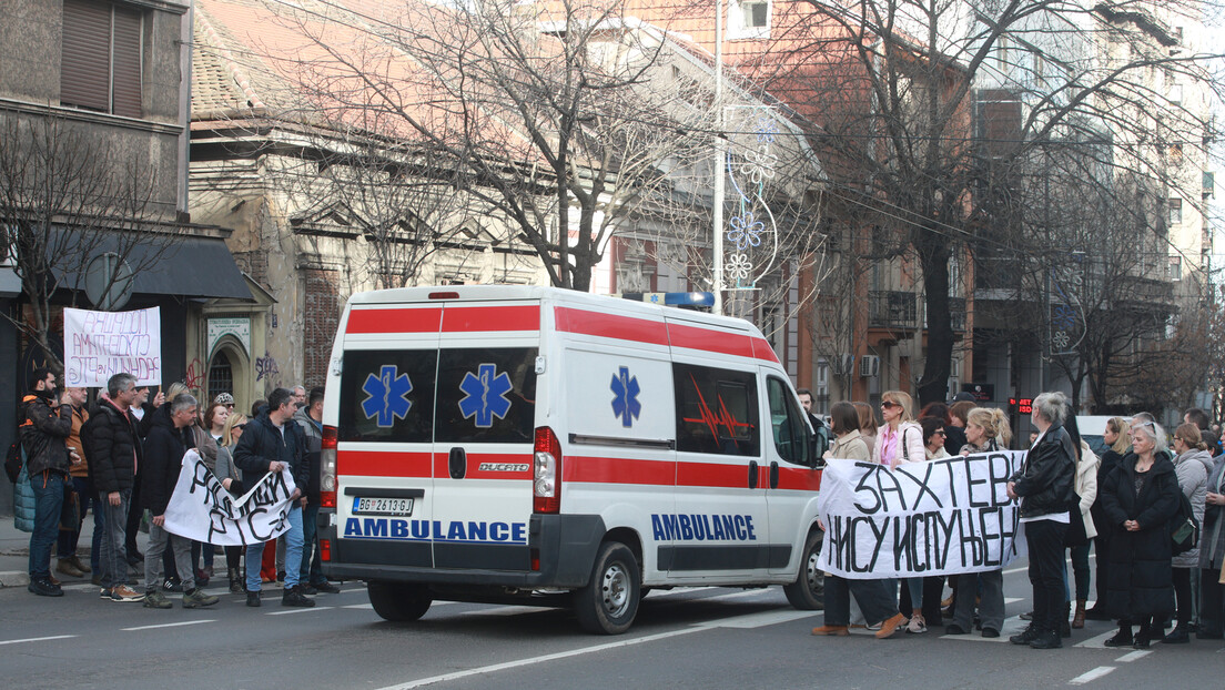 Нападнути студенти у Новом Саду: Повређена девојка и даље у КЦВ, има повреде костију лица