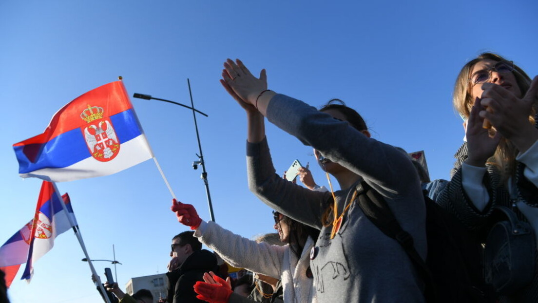 Studenti nastavljaju proteste: Vučić pozvao profesore na dijalog