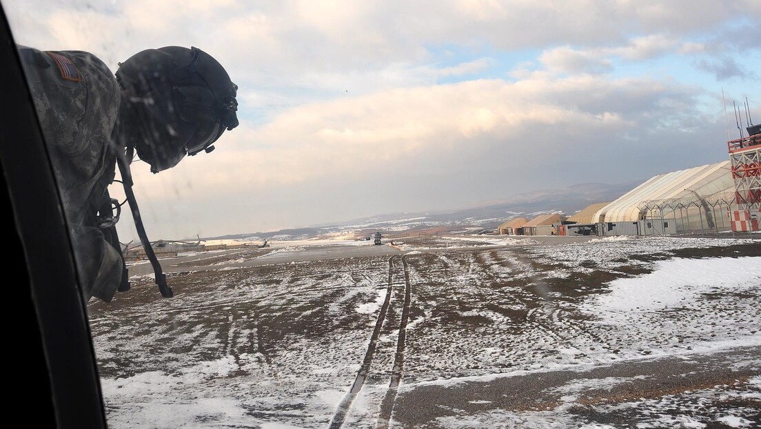 Одлазе ли Американци: Шта је новинар РТ Балкан видео у Бондстилу