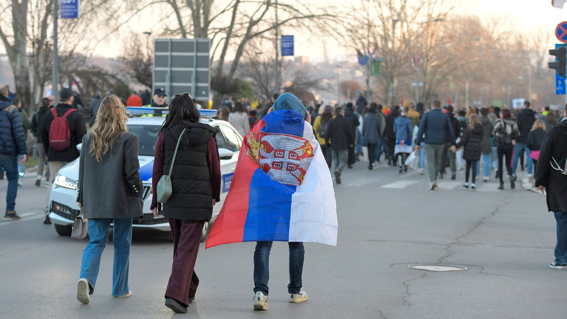 Protesti se nastavljaju: Blokade saobraćaja u nekoliko gradova