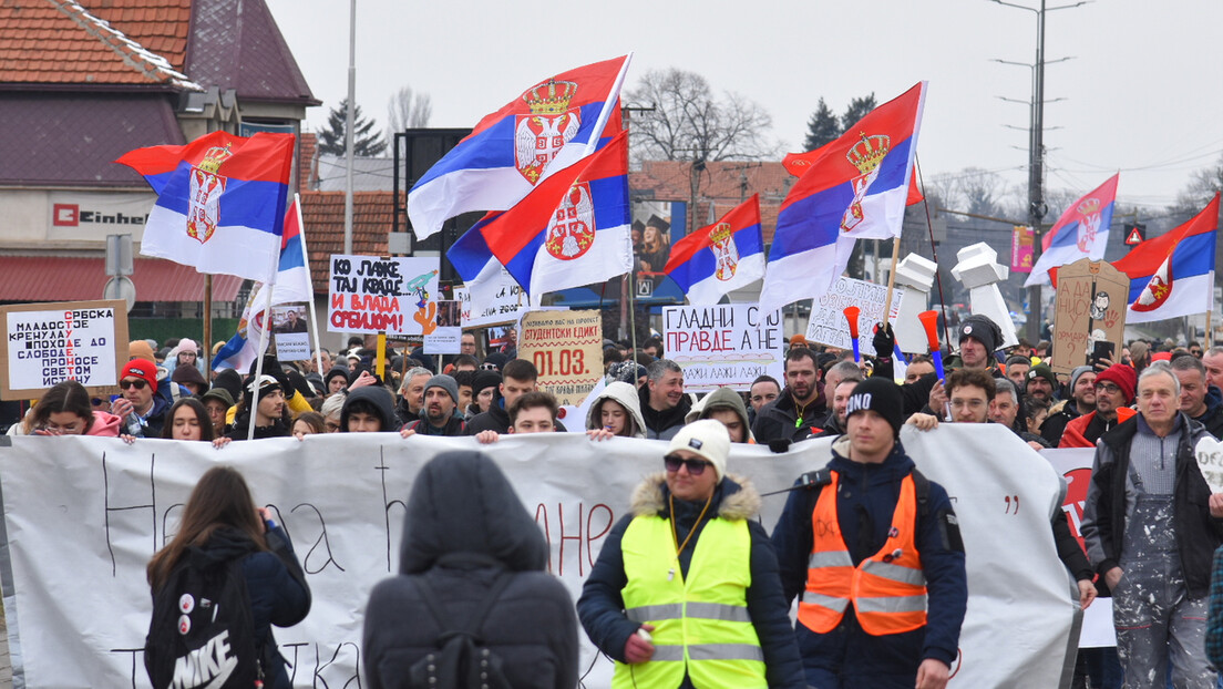 Počeo petodnevni marš studenata iz Čačka ka Nišu, blokada dva magistralna puta u Novom Sadu