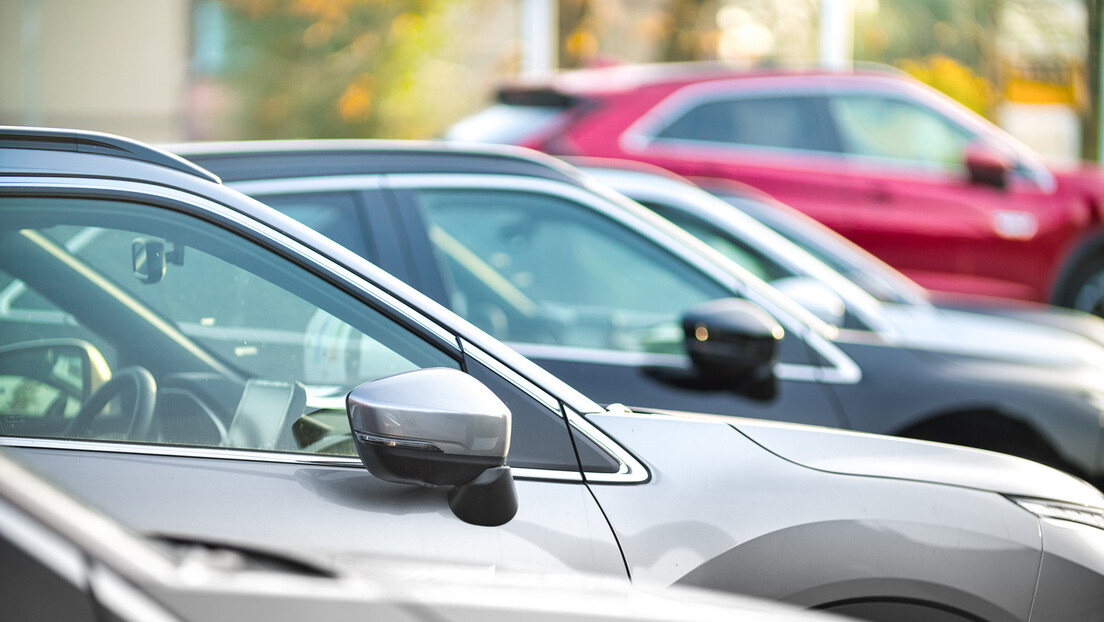 Potresi u automobilskoj industriji: Kako će se kriza odraziti na cene automobila u Srbiji