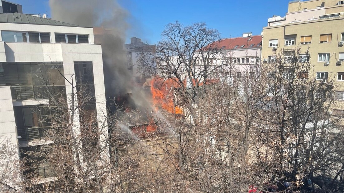 MUP: Lokalizovan požar u Francuskoj ulici na Dorćolu (FOTO, VIDEO)