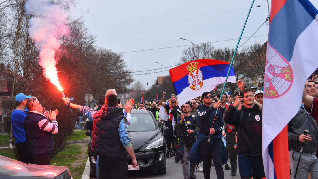 Studenti i građani došli ispred Skupštine grada Niša