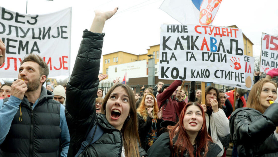 Разочарани смо: Студенти у блокади се оградили од оних који позивају на насиље и прелазну владу