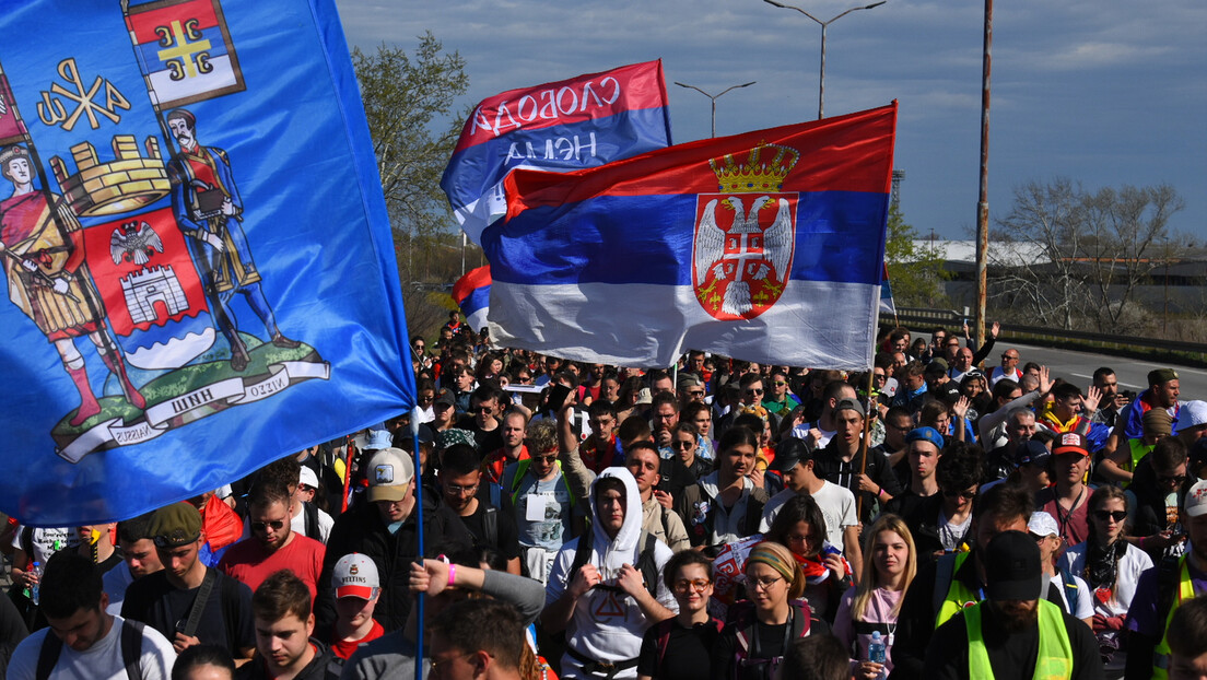 Doček studenata na Terazijama, verski velikodostojnici pozivaju na mir, hapšenja pred protest