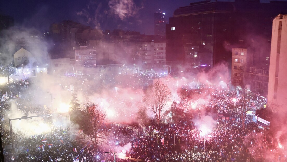 Протест 15. за 15: Инцидент код Скупштине, Жандармерија на улици, студенти – протест више није наш