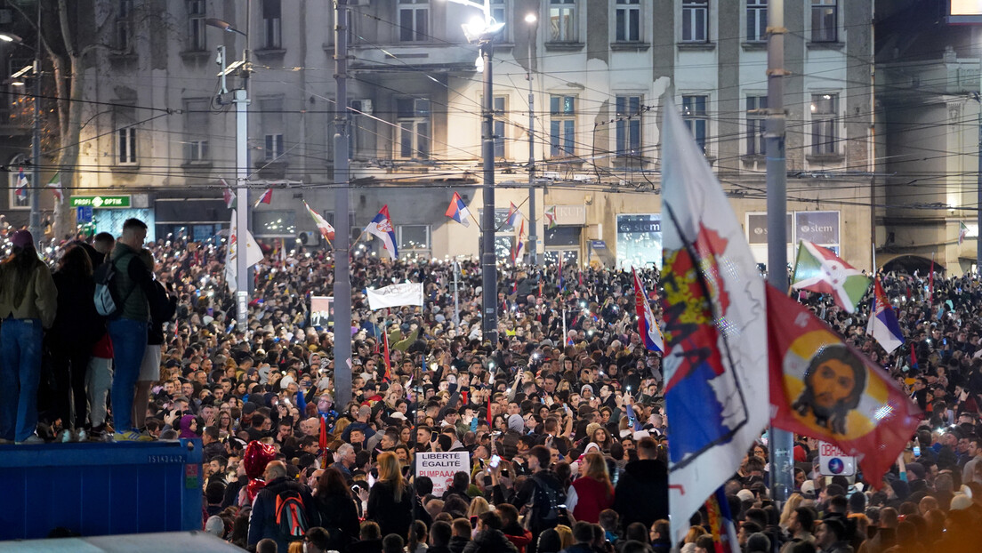 Одржан протест "15. за 15": Велики број људи на улицама, скуп протекао без већих инцидената