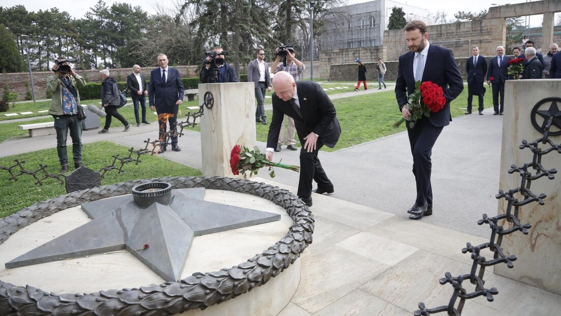 Popović i Oreškin odali počast herojima iz Drugog svetskog rata