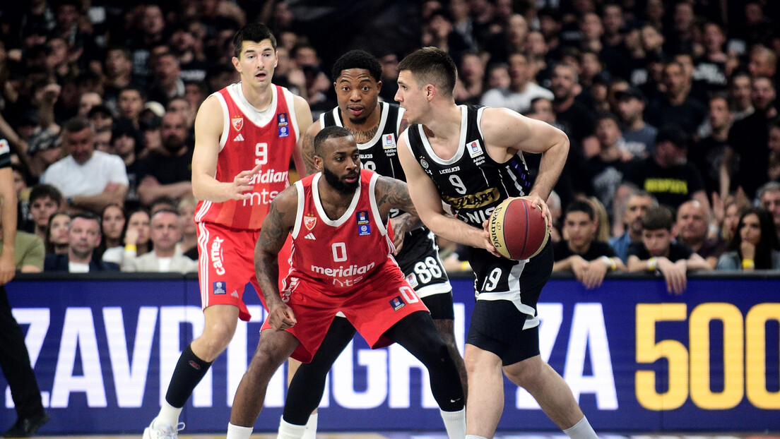 Partizanu pobeda u "večitom derbiju", crno-beli u finišu prelomili Zvezdu