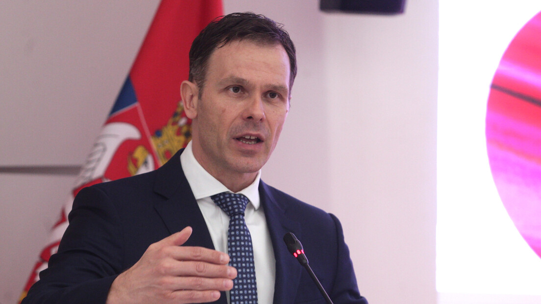 MMF smanjio projekcije rasta za Srbiju, ministar Mali krivi blokadere