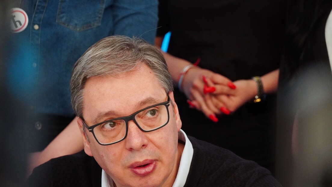 Vučić: Obojena revolucija je gotova, zahvalan sam patrijarhu i Putinu