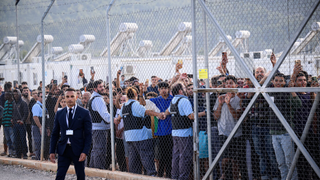 EU: Grčka krši ljudska prava migranata, mora biti kažnjena