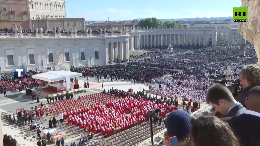 Sahranjen papa Francisko: Ceremoniji prisustvovali brojni zvaničnici, u ime Srbije premijer (VIDEO)