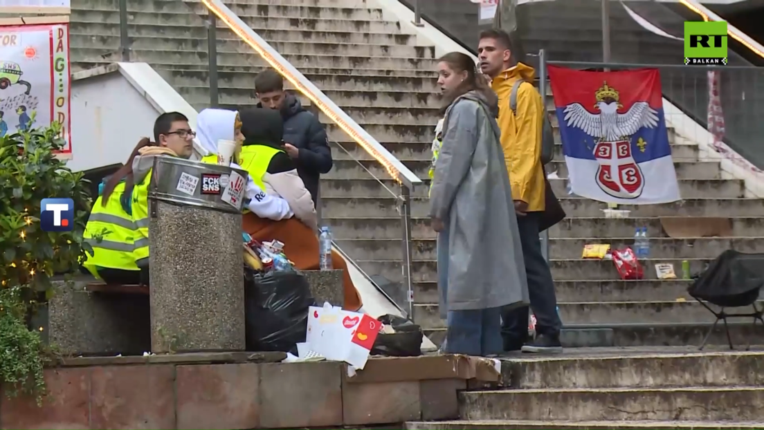Dvanaesti dan blokirane zgrade RTS-a: Zatvoren i saobraćaj u Takovskoj i okolnim ulicama (VIDEO)