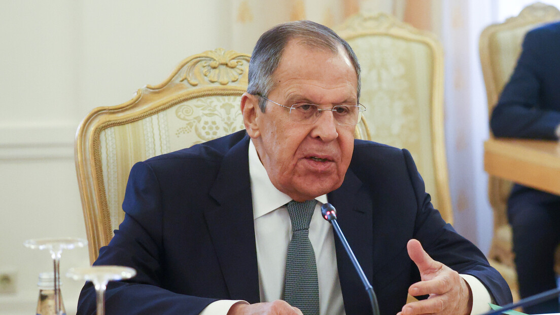 Lavrov: Putinov predlog o primirju za Dan pobede – početak direktnih pregovora s Kijevom