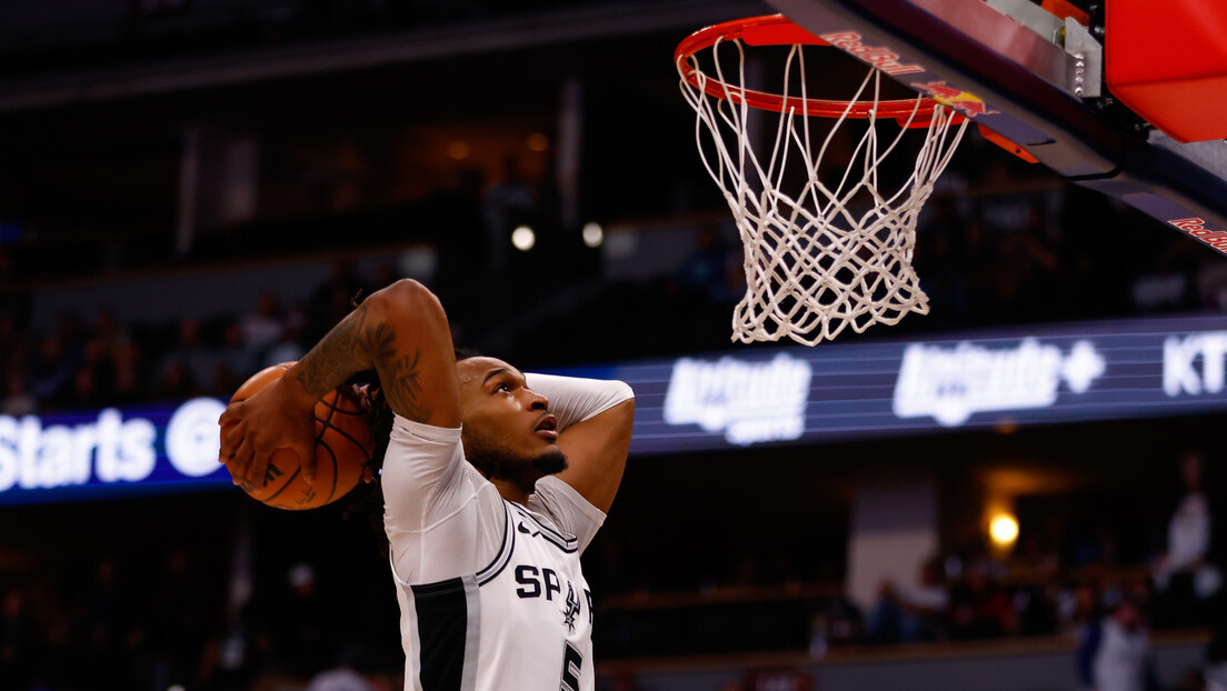 Drugu godinu zaredom najbolji ruki NBA lige je iz San Antonija