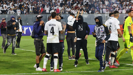 Трагедија на утакмици Копа Либертадорес: Стампедо, сузавци, прекид – има и мртвих