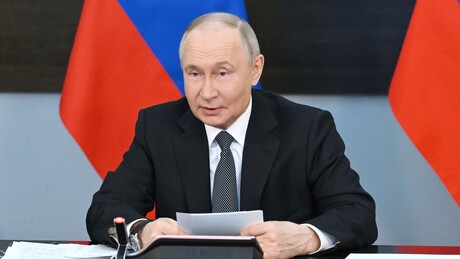 Putin: Ruska mornarica igra važnu ulogu u bezbednosti Rusije