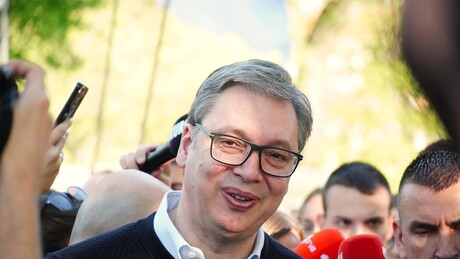 Vučić: Nastavićemo sa skupovima, 9. maja uveče mogući susret sa Putinom oko gasa