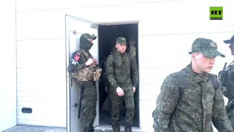 Русија и Украјина извршиле размену заробљеника: 246 војника се вратило кући