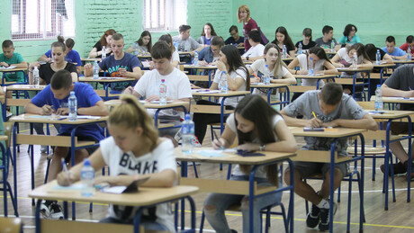 Počinje proba male mature u školama: Zašto je važno da se izađe na sva tri testa?