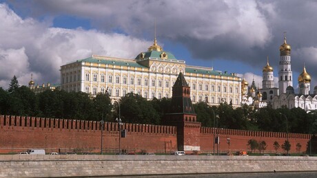 Kremlj: Putin potvrdio da je Rusija spremna za pregovore sa Kijevom bez preduslova