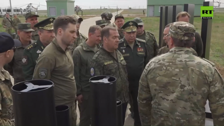 Medvedev: Rusija testirala nove rakete (VIDEO)