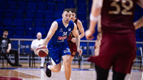 Kamenjaš baca sve samo ne kamenje – novi MVP trofej za igrača Budućnosti