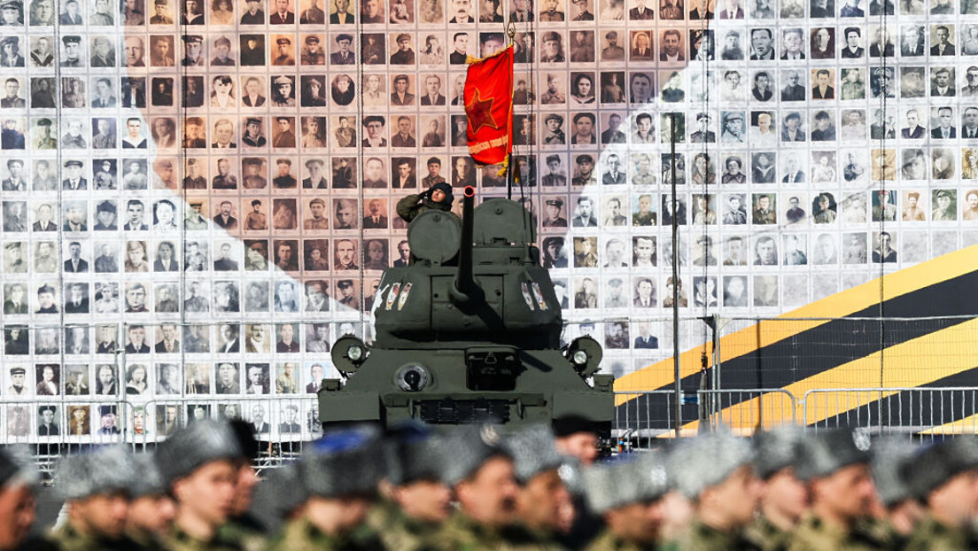 Стижу гости на обележавање Дана победе: Председник Кубе допутовао у Русију