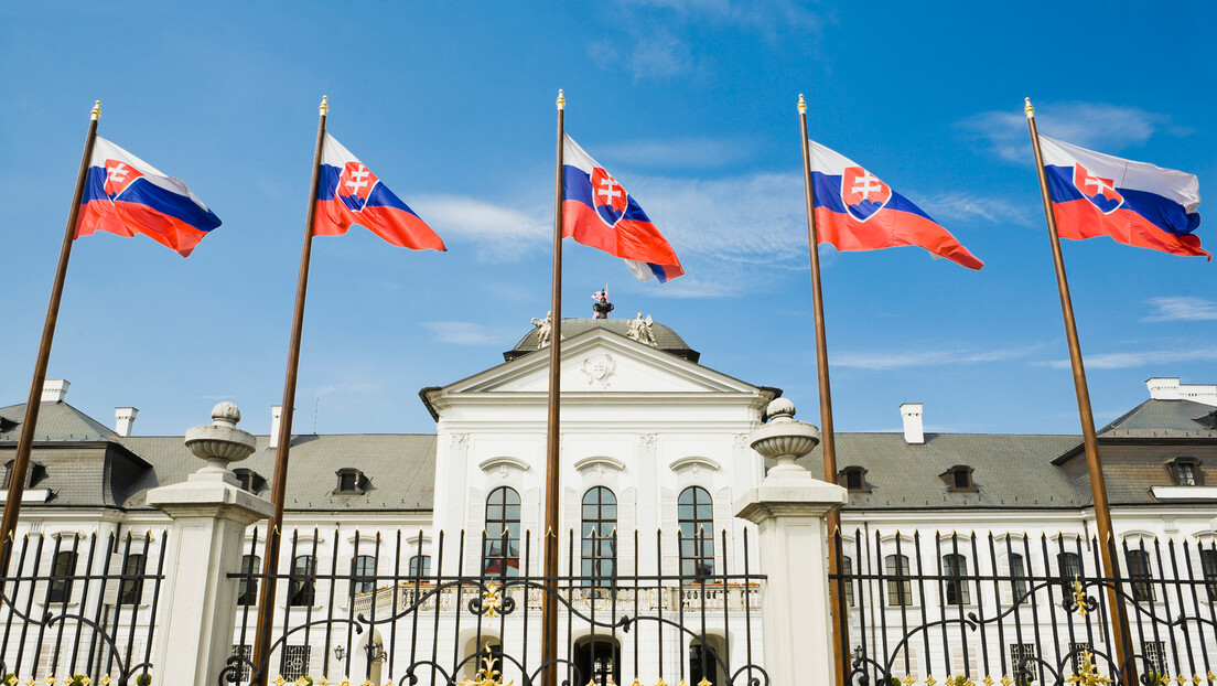U Slovačkoj podneta peticija za referendum o ukidanju sankcija Rusiji