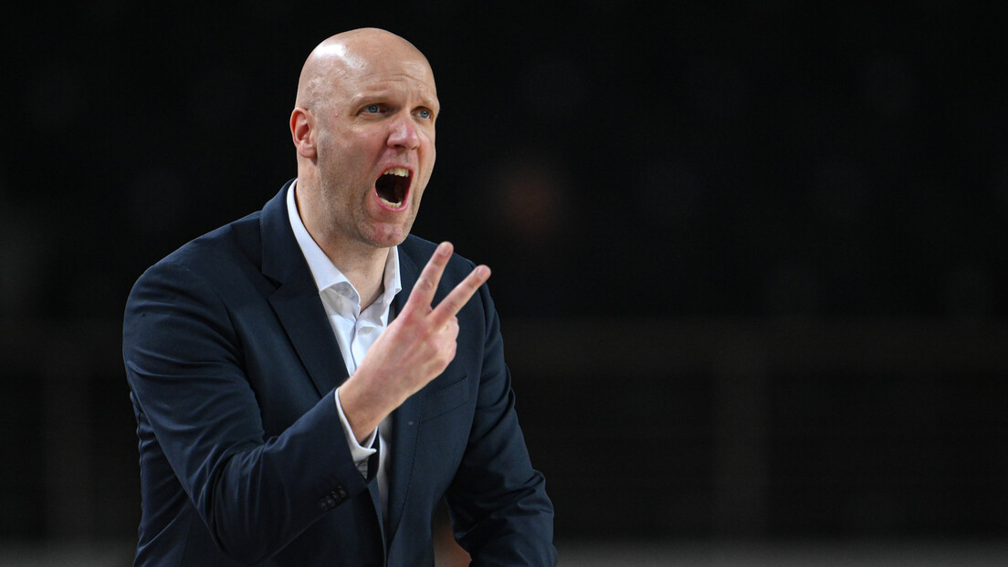 Завршио испред Партизана и Звезде, па проглашен за најбољег тренера у АБА лиги