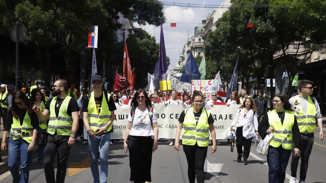 Završen protest zaposlenih u predškolskim ustanovama i studenata u blokadi
